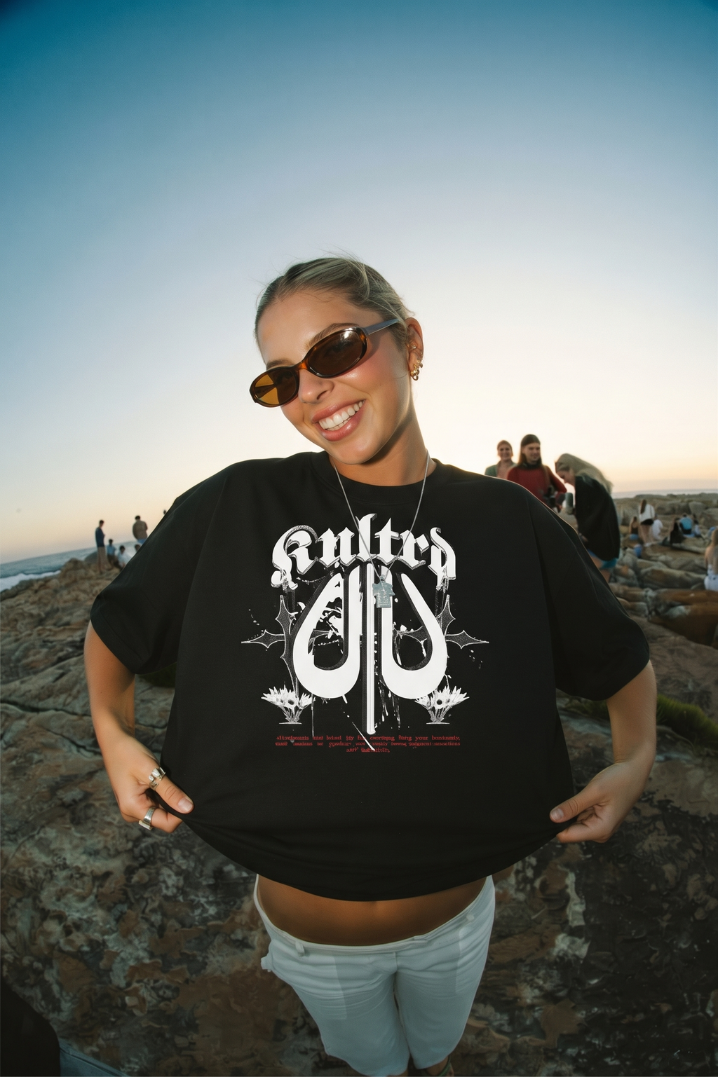 THE KULTRD: Graphic Signature Symbol Women’s heavyweight boxy tee